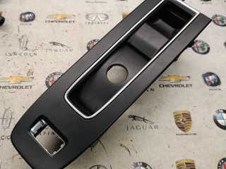 рамка обрамление кулисы Porsche 2022, 2.0 л., бензин, АКПП, 95B863042A