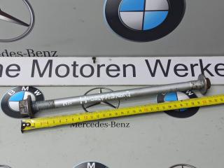 болт BMW X5 E70 [рестайлинг] 2012, 3.0 л., N57 D30 A, дизель