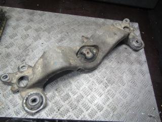 кронштейн КПП Audi A4 B7 2007, 2.0 л., бензин, МКПП, универсал, 8E0399263AL