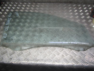 стекло двери передней правой Kia Sorento 1 поколение 2005, 2.5 л., дизель, АКПП, внедорожник 5 дв.