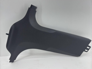 обшивка центральной стойки BMW 5 серия G30/G31 2018, 51437384529