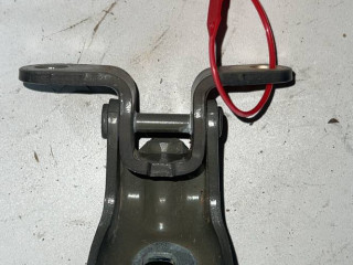 петля двери Chevrolet Equinox 3 поколение 2020, 1.5 л., бензин, АКПП, внедорожник 5 дв., передний привод