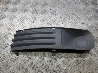 заглушка (решетка) в бампер Volkswagen Transporter T5 2006, 1.9 л., дизель, МКПП, микроавтобус, 7H0807489C