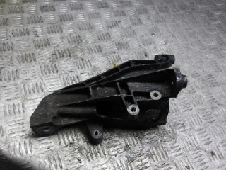 кронштейн двигателя Volkswagen Transporter T5 2005, 2.5 л., дизель, МКПП, микроавтобус, 7H0199370N