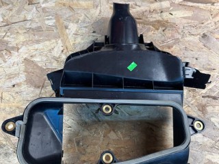 воздухозаборник Mercedes-Benz GLE W166 2018, 2.2 л., дизель, АКПП, черный, внедорожник 5 дв., правый руль, A1668300140