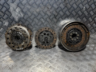 комплект сцепления BMW 3 серия E46 2000, 1.9 л., бензин, 5МКПП, универсал