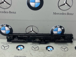 Кронштейн накладки на порог лев. BMW 6 GT G32 2019, 3.0 л., B58B30, бензин, 51777387343, 7387343