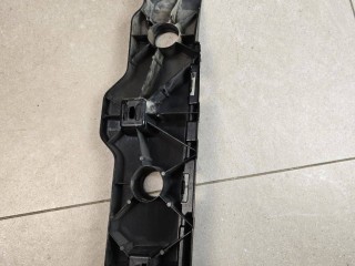 Кронштейн накладки на порог лев. BMW 6 GT G32 2020, 2.0 л., бензин, АКПП, белый, задний привод, 51777387359