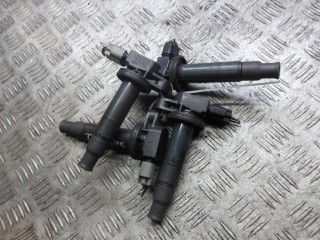 катушка зажигания Toyota Auris 1 поколение 2006, 1.3 л., бензин, 9091902240