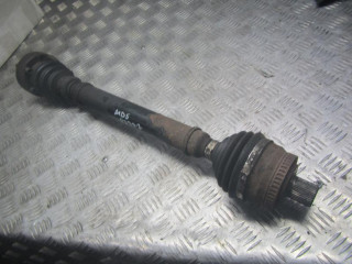 полуось передняя правая (приводной вал, ШРУС) Audi A4 B5 [рестайлинг] 2000, 2.8 л., бензин, МКПП, универсал, 8D0407272AH