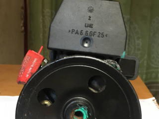 насос гидроусилителя руля Mercedes-Benz C-Класс W202/S202 [рестайлинг] 1997, 2.3 л., бензин, универсал, A0024663001, ZF