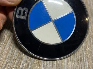 эмблема BMW X5 E70 2009, 3.0 л., бензин, АКПП, седан, 8132375, 51148132375