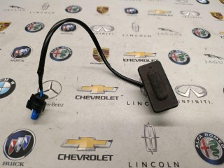 кнопка открытия багажника Chevrolet Malibu 9 поколение [рестайлинг] 2020, 1.5 л., бензин, 84719449