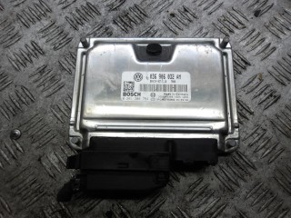 блок управления двигателем Volkswagen Golf 4 поколение 2006, 1.4 л., бензин, 036906032AM