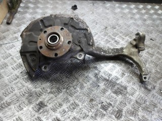 ступица передняя левая Audi A4 B6 2005