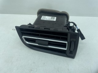 дефлектор обдува салона Porsche 2022, 2.9 л., бензин, АКПП, внедорожник 5 дв., 95B819701J