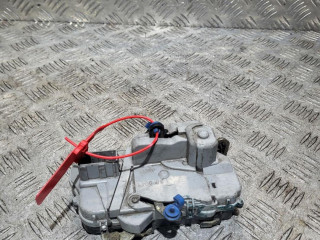 замок двери передней правой Citroen Xantia 1 поколение 1997, 1.9 л., дизель, 5МКПП, хетчбэк 5 дв.