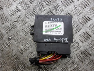 блок управления ручником Infiniti Q30 1 поколение 2016, 1.5 л., дизель, АКПП, хетчбэк 5 дв., A2469006816