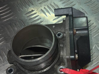 заслонка дроссельная Volkswagen Transporter T5 [рестайлинг] 2010, 2.0 л., дизель, 6МКПП, 076128063A