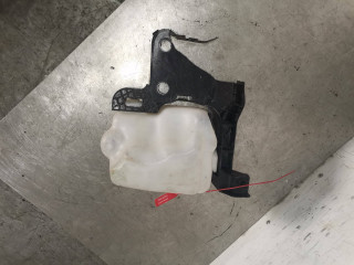 бачок омывателя Renault Megane 2 поколение 2006, 1.6 л., K4M 812, бензин, 5МКПП, черный, купе