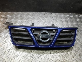 решетка радиатора Nissan X-Trail T30 2002, 2.2 л., дизель, МКПП, внедорожник 5 дв., 623108H700