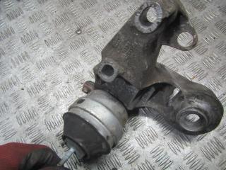 подушка крепления двигателя Volkswagen Passat B5 1998, 4B0199352B, 8D0199379R