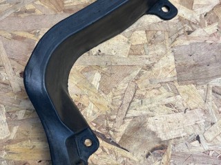 уплотнитель Alfa Romeo Stelvio 1 поколение 2018, 2.0 л., АКПП, серый, внедорожник 5 дв., полный привод, 50557571