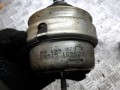 подушка крепления двигателя Volkswagen Passat B5 2000, 8D0199379K - фото №3