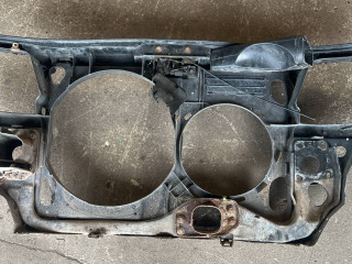 передняя панель крепления облицовки (телевизор) Audi A6 Allroad Quattro C5 2001, 2.5 л., AKE, дизель, 6МКПП, универсал