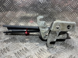 петля капота Volkswagen Tiguan 1 поколение [рестайлинг] 2012, 2.0 л., CCZA, бензин, АКПП, внедорожник 5 дв., 5N0823301A, 5N0823302A