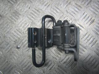 петля двери Audi A6 C5 [рестайлинг] 2005, 8E0833412