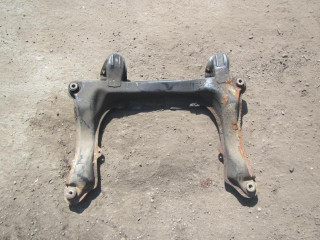 балка подвески передняя (подрамник) Audi 80 B3 1992