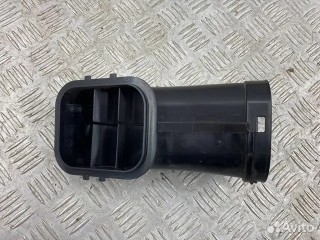 воздуховод (дефлектор) радиатора BMW 5 серия G30/G31 (2016 - 2020), 13718613148