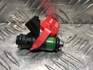 форсунка Volkswagen Polo 4 поколение 2005, 1.2 л., бензин, МКПП, 03E906031