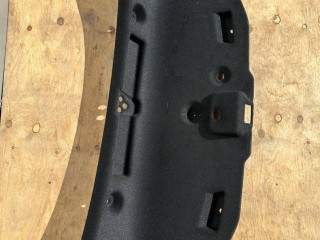 обшивка крышки багажника Alfa Romeo 2017, 2.0 л., бензин, АКПП, серый, полный привод, 156119375