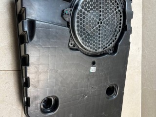 сабвуфер Toyota 2022, 2.8 л., 1GD-FTV, дизель, АКПП, красный, пикап, полный привод, правый руль, 2748015201C