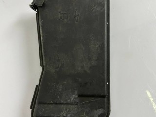 крышка блока предохранителей Mercedes-Benz CLS-Класс C218 [рестайлинг] 2016, 3.0 л., OM 642.852, дизель, АКПП, белый 799, седан, задний привод, правый руль, A2125400382