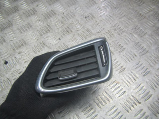 дефлектор обдува салона Infiniti Q30 1 поколение 2016, 1.5 л., дизель, АКПП, хетчбэк 5 дв., 687605DF0A