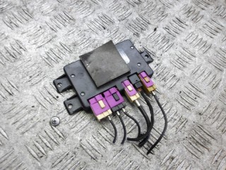 усилитель антенны Audi A6 C5 [рестайлинг] 2004, 3.0 л., бензин, АКПП, универсал