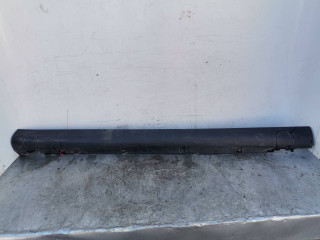 накладка на порог Opel Omega B 1999, 2.0 л., 20 SE, бензин, 5МКПП, черный, универсал