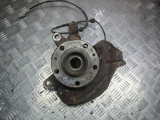 ступица передняя левая Peugeot 806 1 поколение 1998