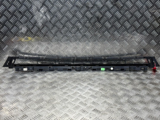 заглушка (решетка) в бампер Audi A5 F5 2019, 2.0 л., бензин, АКПП, седан, 8W6807683A