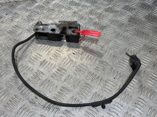 замок капота Volkswagen Golf 6 поколение 2010, 1.6 л., CAYA, дизель, 5МКПП, хетчбэк 5 дв.