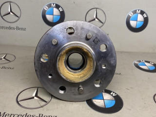 ступица передняя правая BMW 2023, 4.4 л., бензин, 416, 8098967