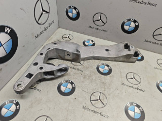 кронштейн раздаточной коробки BMW 2025, 3.0 л., бензин, 8486998