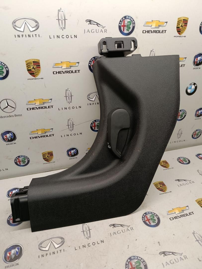 пластик BMW 4 серия G22/G23 2022, 3.0 л., бензин, c4f, кабриолет, полный привод, 9484835 - фото №1
