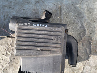 корпус воздушного фильтра Volkswagen Golf 3 поколение 1992, 1.4 л., бензин, 5МКПП, хетчбэк 5 дв.