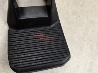 Пластик салазок сидений зад. лев. Toyota 2023, 2.8 л., 1GD-FTV, дизель, АКПП, чёрный, пикап, полный привод, правый руль, 72157KK010