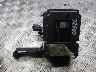 блок ABS Ford Focus 3 поколение 2013, 1.6 л., дизель, МКПП, универсал, BV612C405AK
