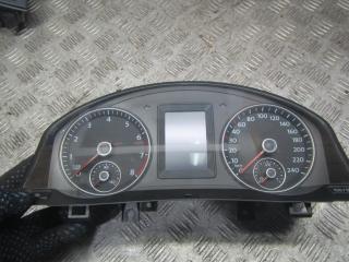 щиток приборов (приборная панель) Volkswagen Golf Plus 1 поколение [рестайлинг] 2010, 1.4 л., бензин, МКПП, минивэн, 5M0920860D